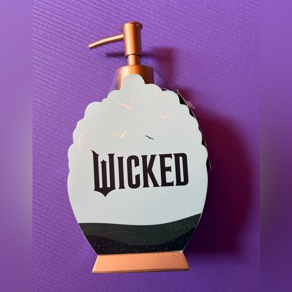 WICKED the Movie Soap/Lotion Dispenser. NEW - Picture 2 of 8